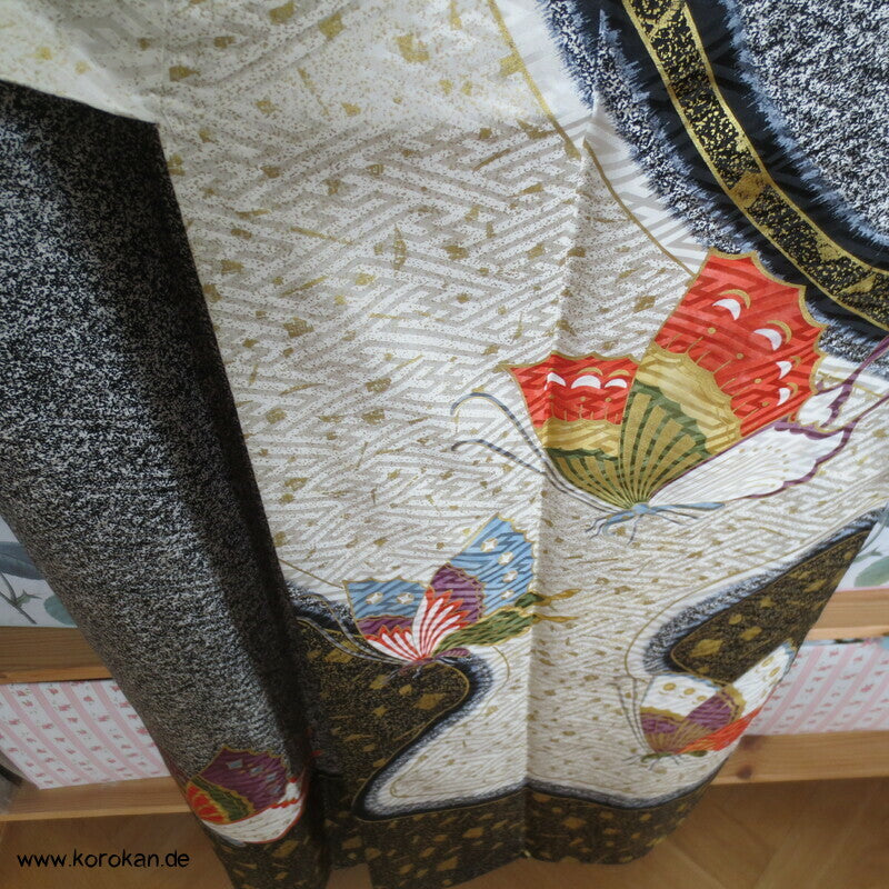 Schmetterlinge auf Milchstraße Furisode