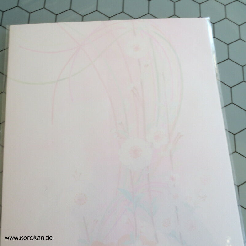 japanisches Schreibpapierset mit zart pastell Hängeblütenmuster, liniert