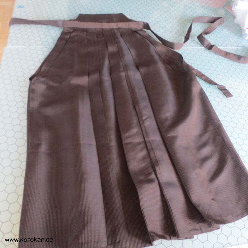 braun schwarz Streifen Seiden Hakama - Andon