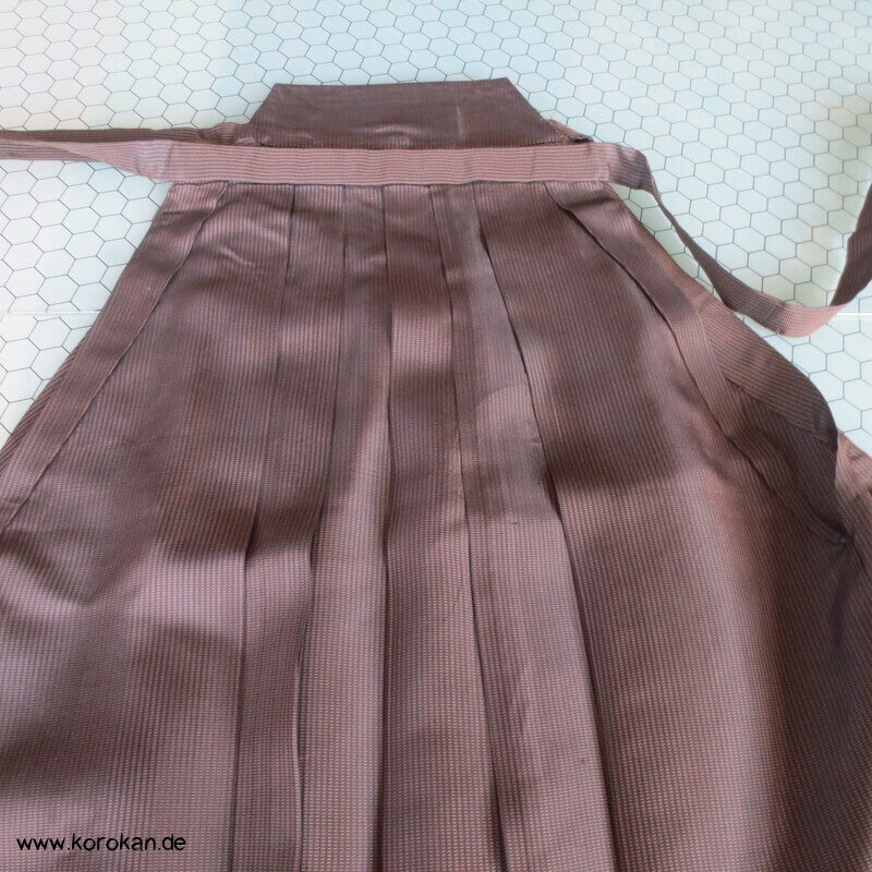 braun schwarz Streifen Seiden Hakama - Andon