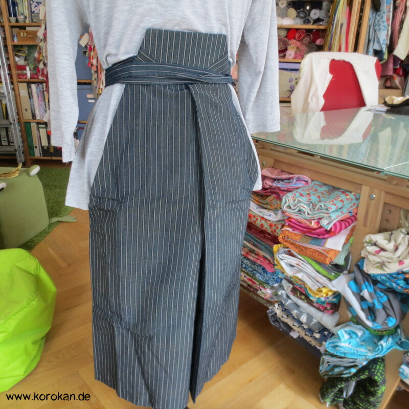 blau gestreifte Hakama - Umanori Hosen - Typ für Jungen