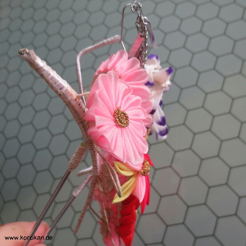 japanische Kanzashi Haarnadel Blüten mit Schmetterling und Hänge Birra Birra