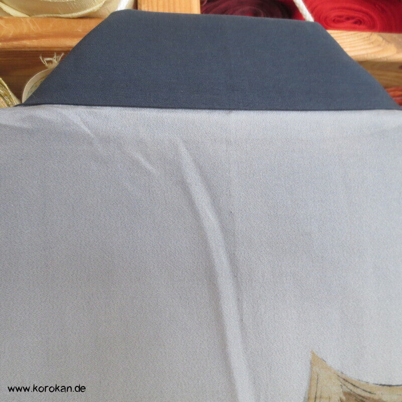 handgemalter Shishilöwe Hitoe Juban Kimono, Seide