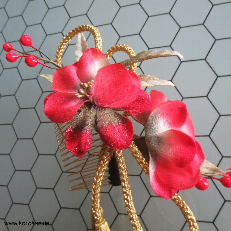 Kanzashi Haarkamm - Fascinator,  Blüten Kordel