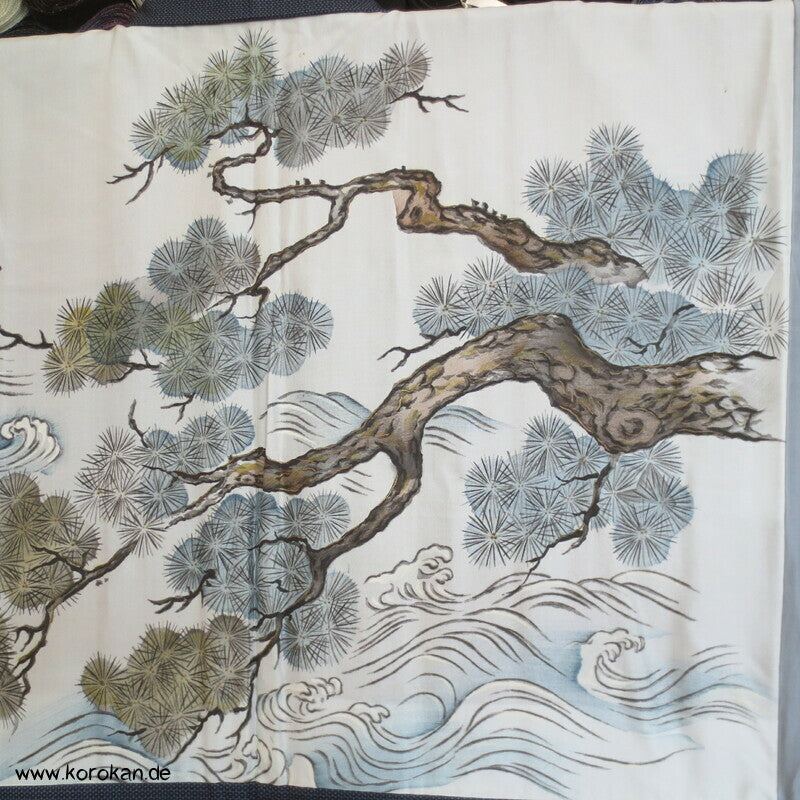 blaues Seiden Tsumugi Ensemble, Kimono + Haori, knorrige Kiefer