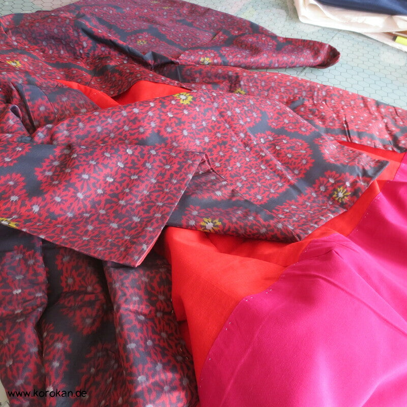 Japan Kiku Kikko Meisen Seiden Kimono