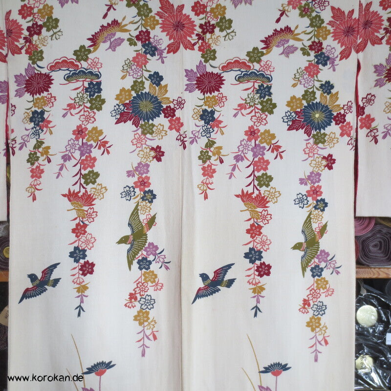 Homongi Kimono Seidencrepe Bingata Blumen und Vögel