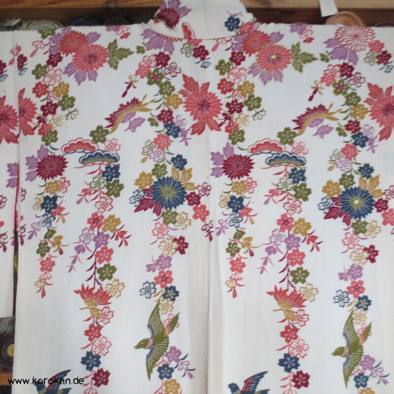 Homongi Kimono Seidencrepe Bingata Blumen und Vögel