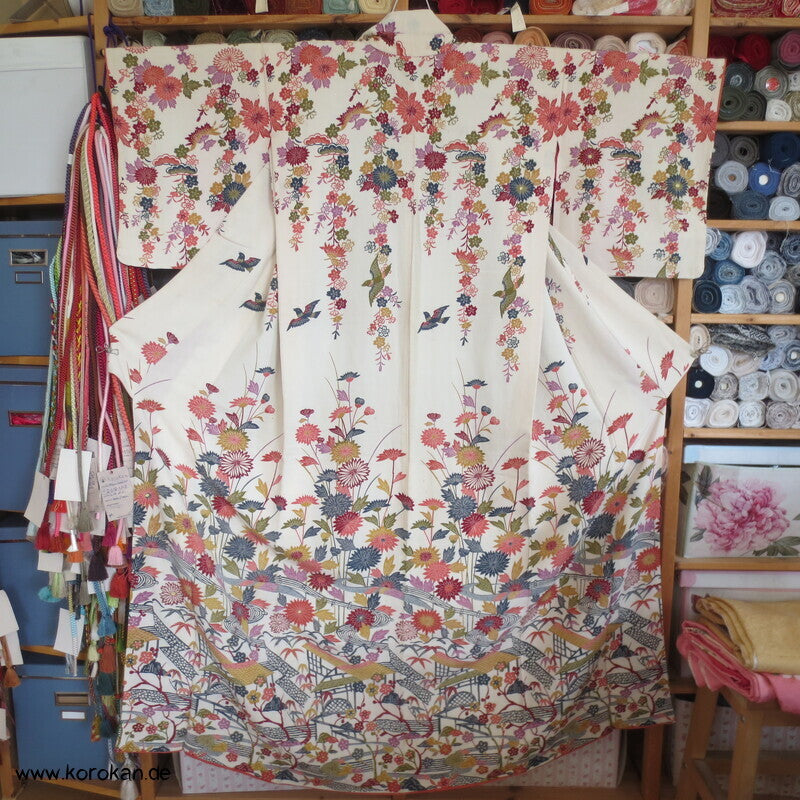 Homongi Kimono Seidencrepe Bingata Blumen und Vögel