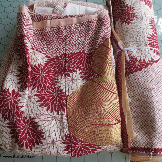 teilaufgetrennter Homongi, Lurex Kiku Jacquard, Nähprojekt
