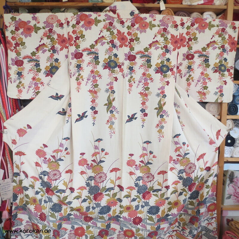 Homongi Kimono Seidencrepe Bingata Blumen und Vögel