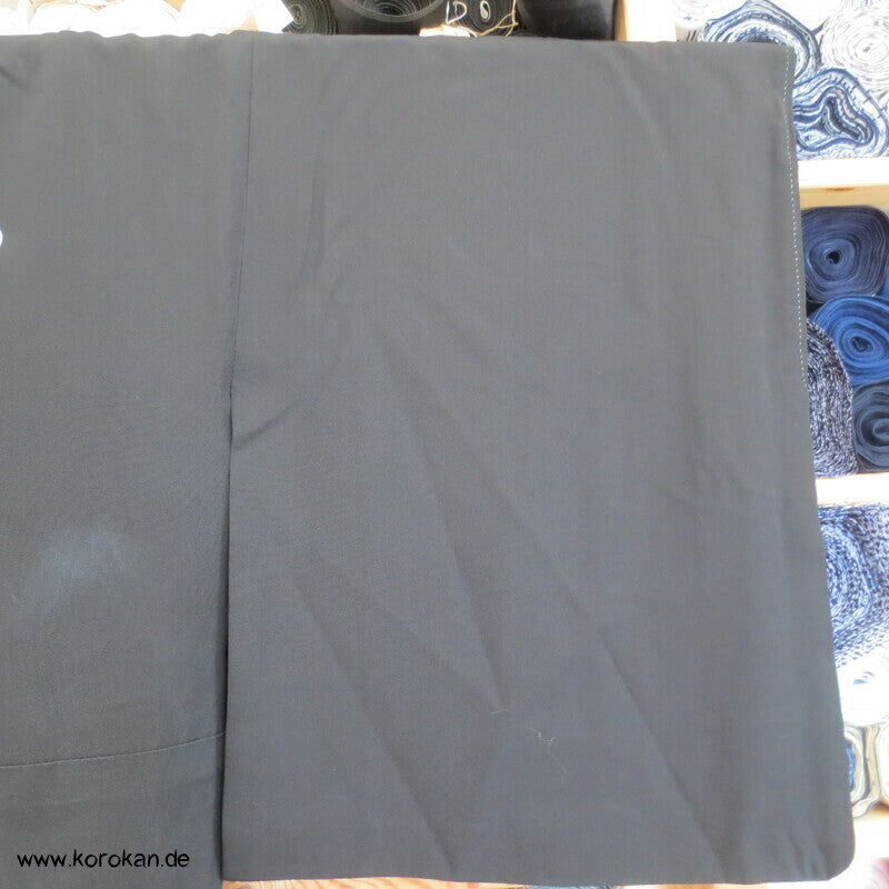 Im Wind hängender Kimono Tomesode