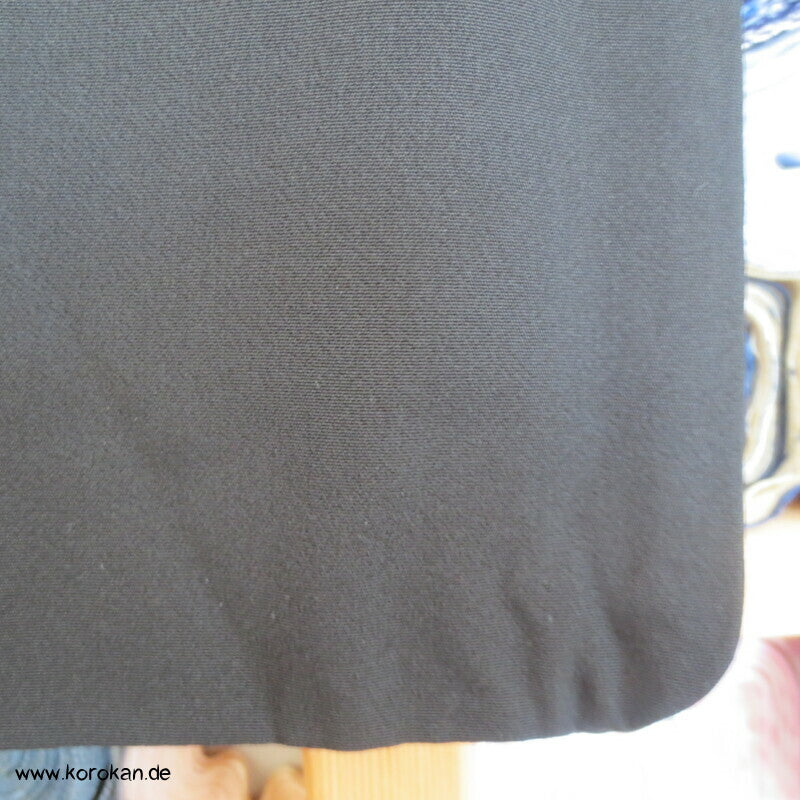 Im Wind hängender Kimono Tomesode