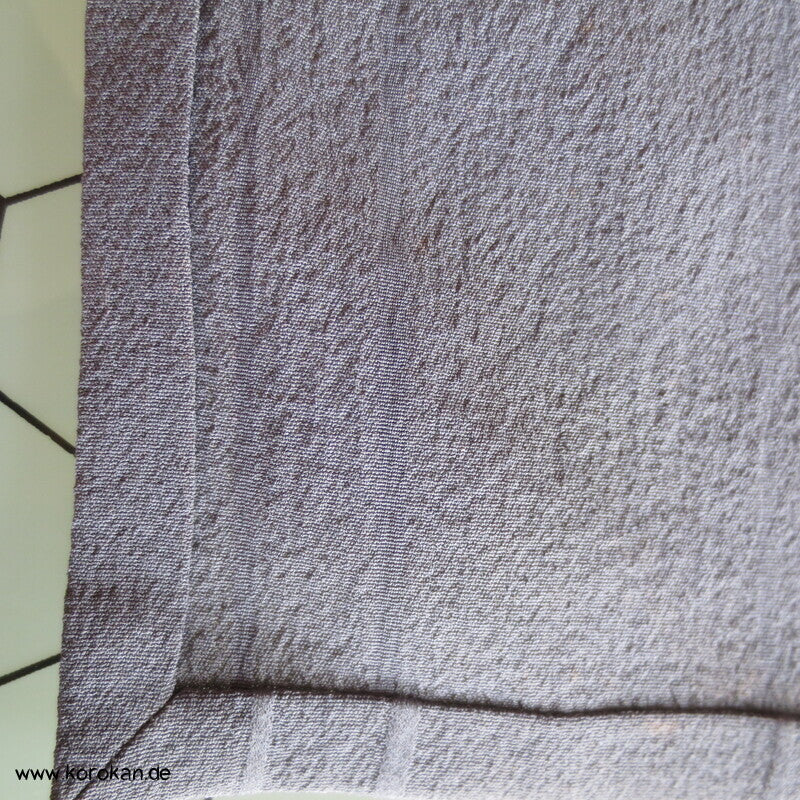 zarteste Gold und Silber Kugeln auf grau Sha Seiden Hitoe Kimono