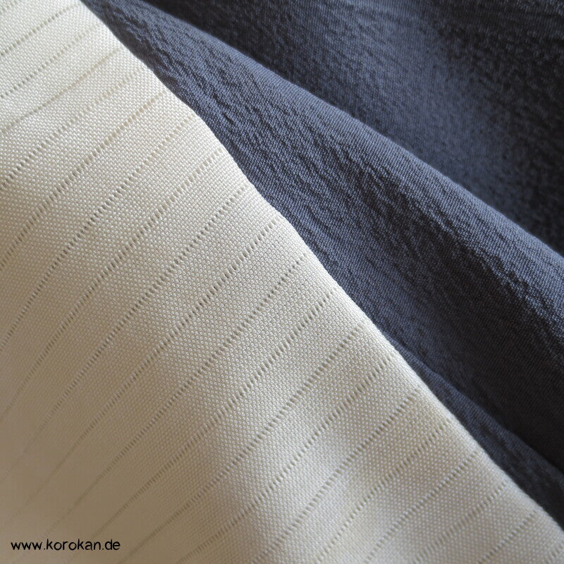 zarteste Gold und Silber Kugeln auf grau Sha Seiden Hitoe Kimono