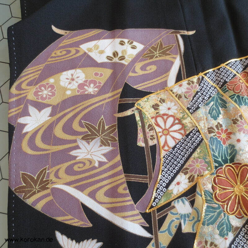 Im Wind hängender Kimono Tomesode