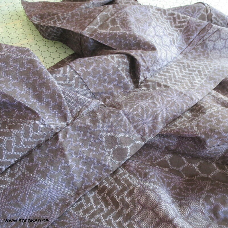 Kiribame Muster Hitoe Tsumugi Kimono