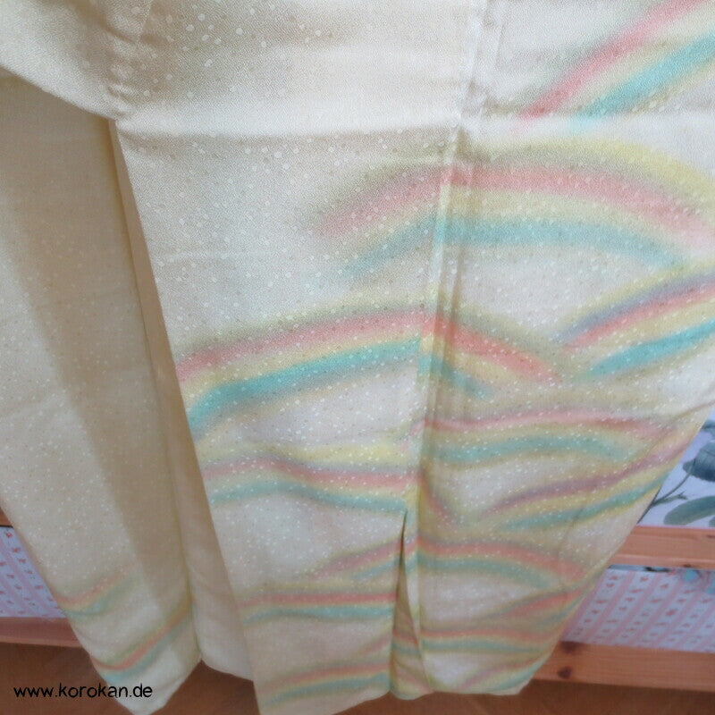 Homongi Seidendamast Kimono regenbogen auf lime
