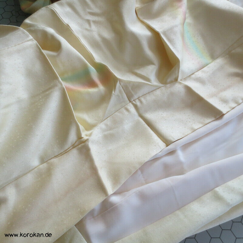 Homongi Seidendamast Kimono regenbogen auf lime