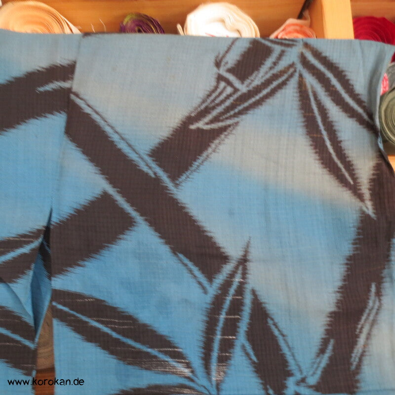 schwarzer Bambus in petrol blau Sha Seiden Hitoe Kimono, Chu Furisode