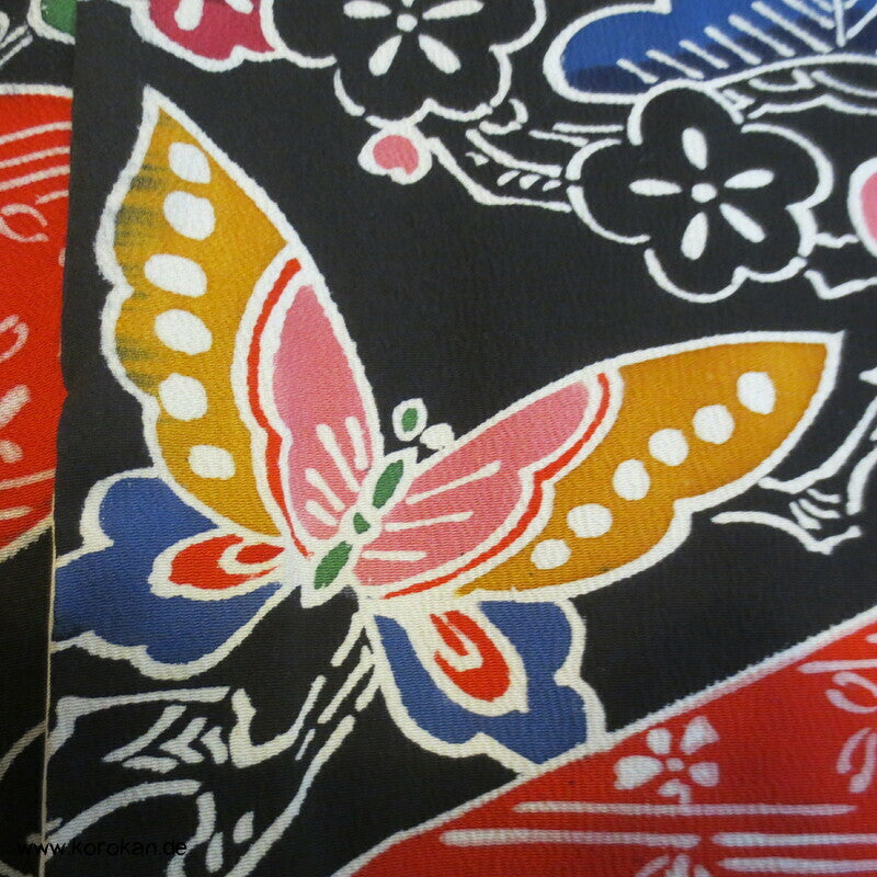 bunte Muster auf schwarzer Seide Homongi Kimono