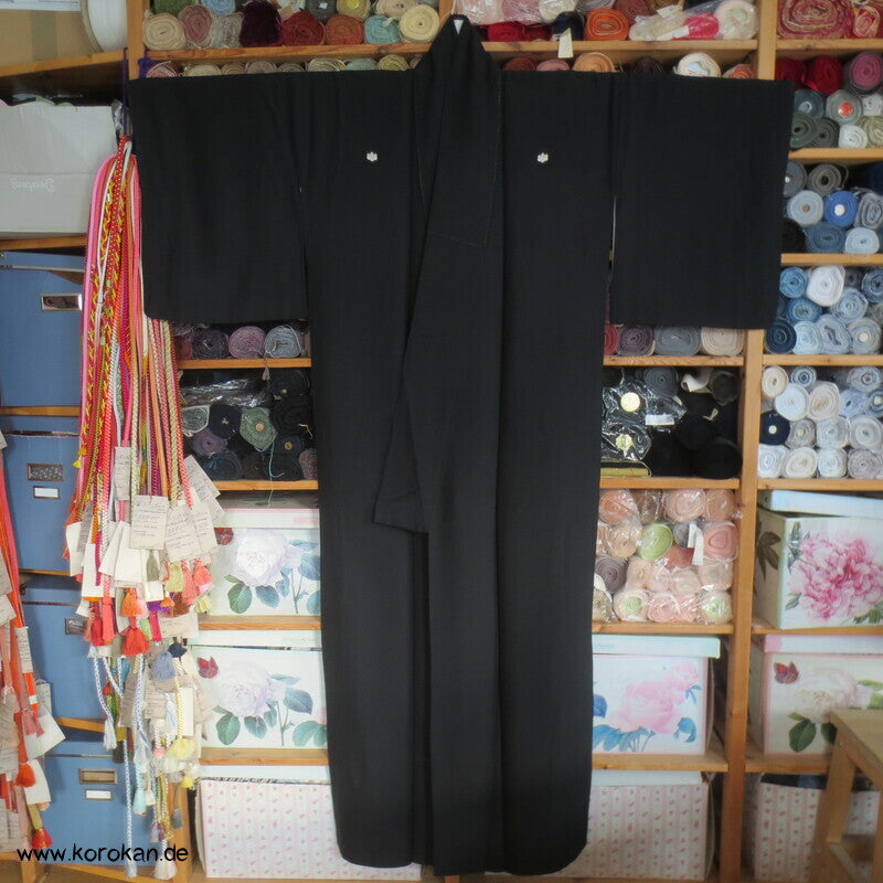 5 Mon Mofuku, formeller schwarzer Crepe Kimono