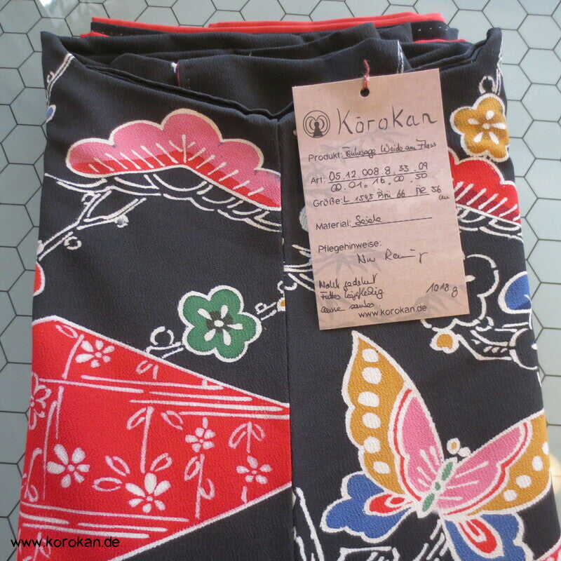 bunte Muster auf schwarzer Seide Homongi Kimono
