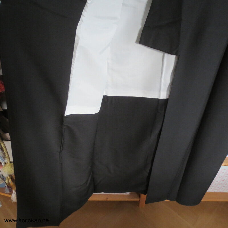 5 Mon Mofuku, formeller schwarzer Crepe Kimono