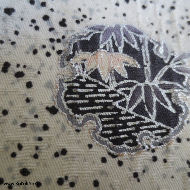 Schneesturm Komon Seidendamast Kimono