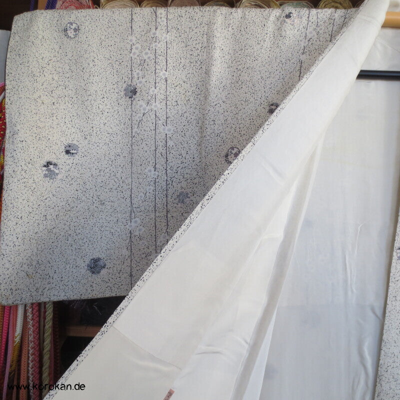 Schneesturm Komon Seidendamast Kimono