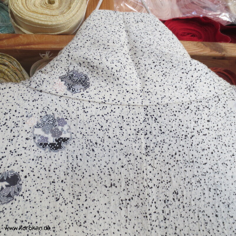 Schneesturm Komon Seidendamast Kimono