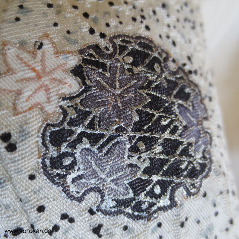 Schneesturm Komon Seidendamast Kimono