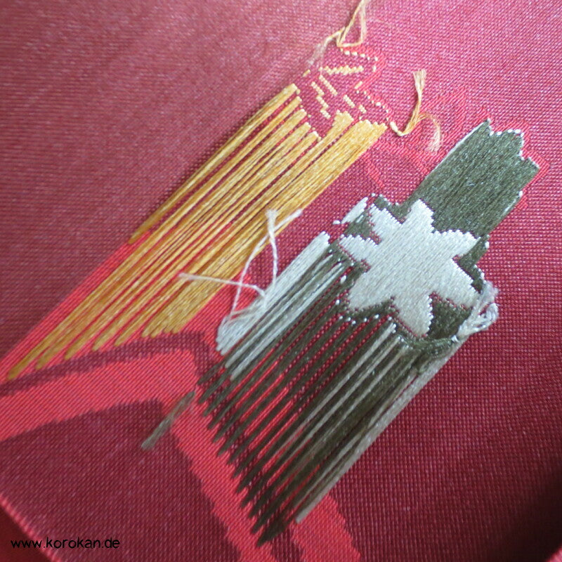 Nagoya Obi Seide, grob gewebt, kleine Blume