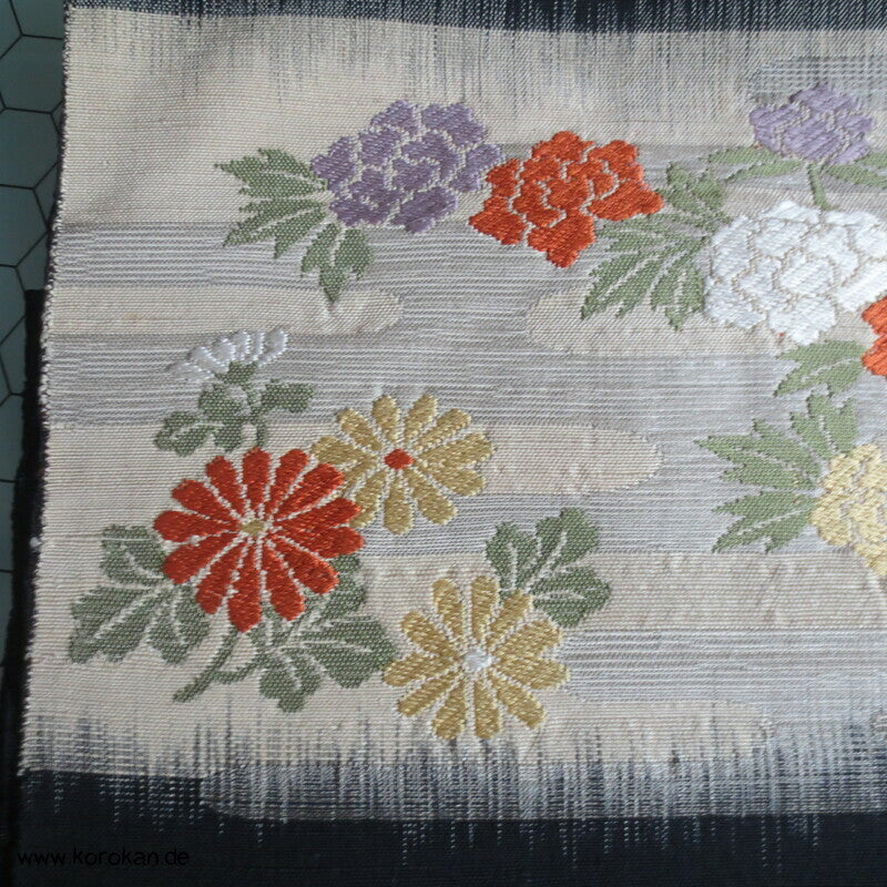 Blumenband Nagoya Obi - schwarze Tsumugi Seide