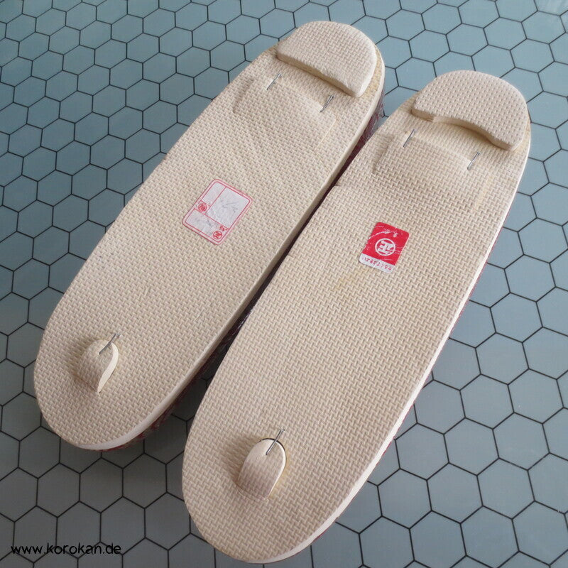 japanische Zori Zehensteg Sandalen Kiku Seidenbrokat, Gr. 40 / 42