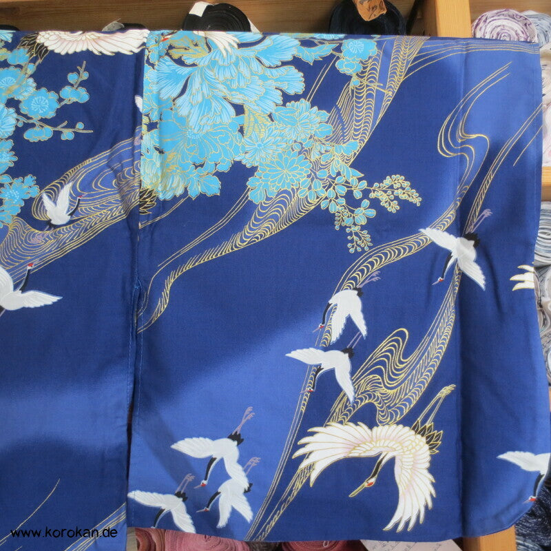 Moderner Japan Kimono Yukata mit Kranichen - Morgenmantel mit Gürtel
