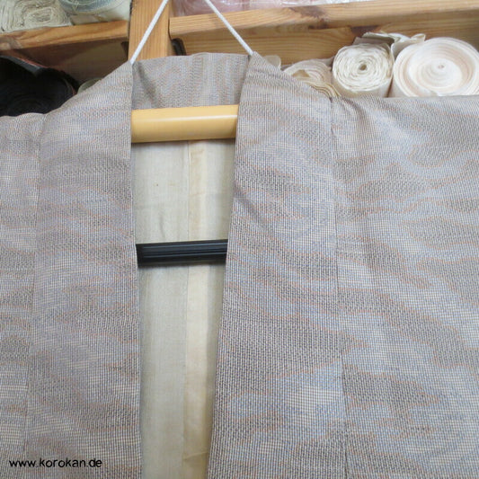 XXL Tsumugi Kasuri japanischer Seiden Kimono, annual growth Muster