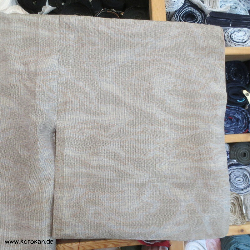 XXL Tsumugi Kasuri japanischer Seiden Kimono, annual growth Muster