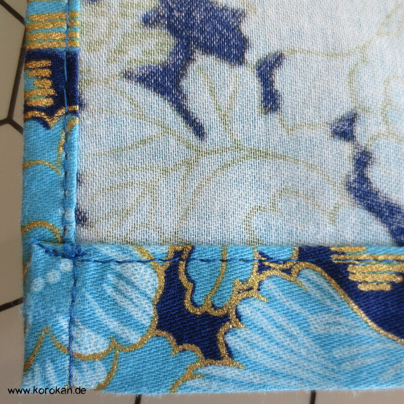Moderner Japan Kimono Yukata mit Kranichen - Morgenmantel mit Gürtel