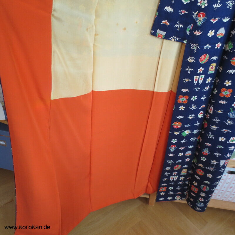 Schätze / Symbole auf blau Komon Kimono Seidencrepe