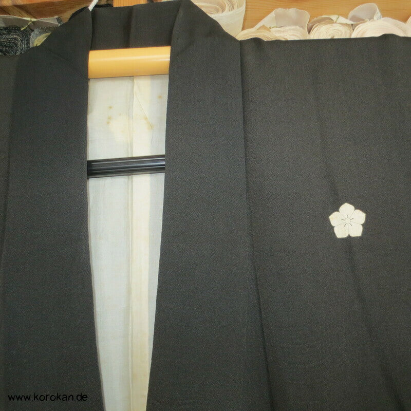 symmetrisches Bambusmuster antiker Seidencrepe Tomesode Kimono