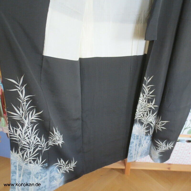 symmetrisches Bambusmuster antiker Seidencrepe Tomesode Kimono