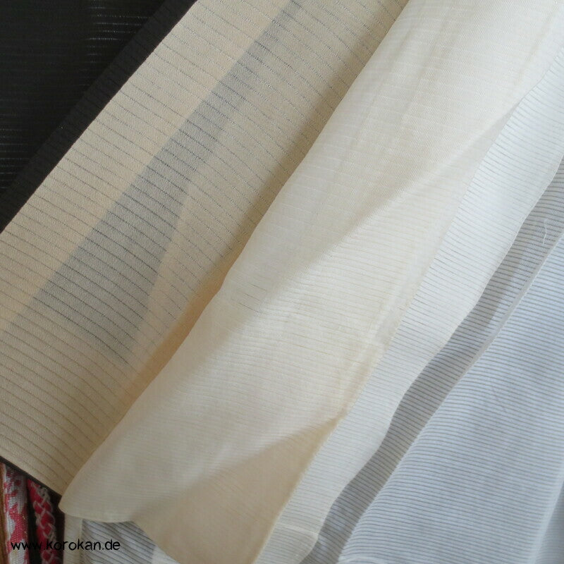 Nadeshiko und Fluß antiker Tomesode Kimono aus Rho Seide gefüttert