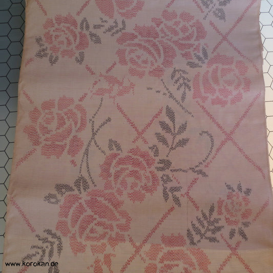 Art Deco Rosen Kasuri Tsumugi Kimono Seiden