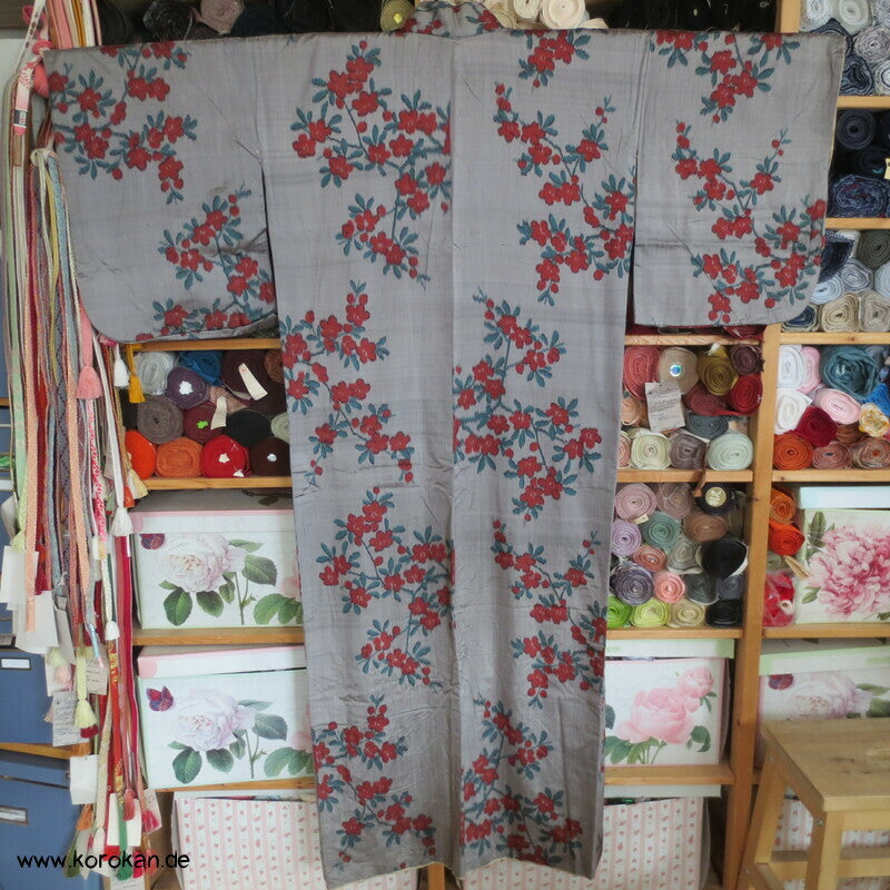 Japan Art Deco Ume Zweige auf blaugrau Meisen Seiden Kimono, nur Material
