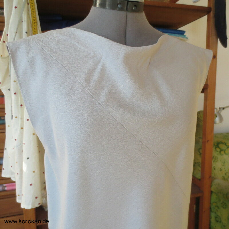 Bias Cut Kleid japanischer Kimono Tsumugi Seiden Crepe, hellgrau