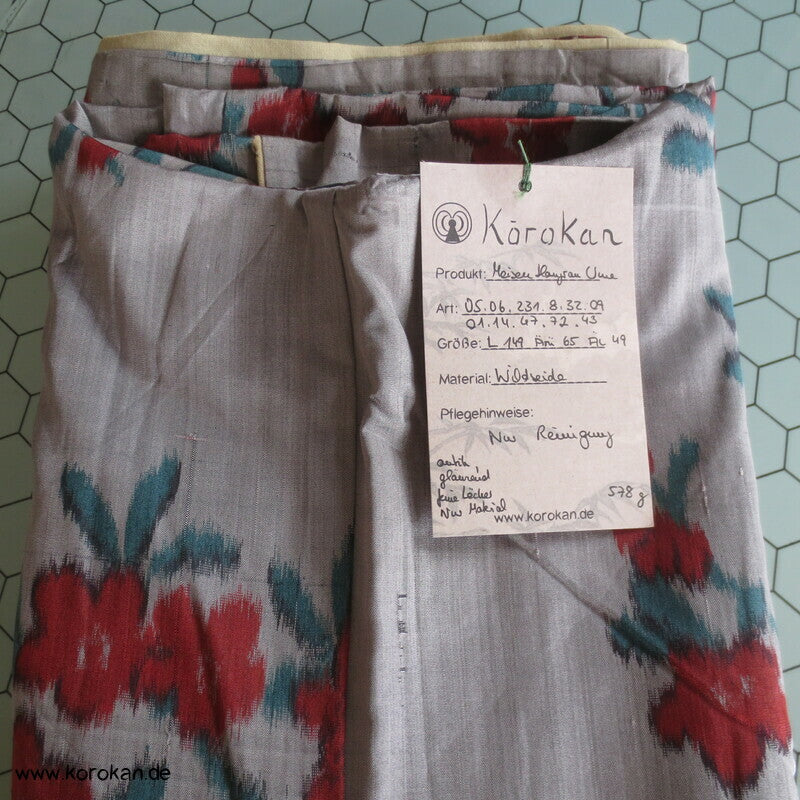 Japan Art Deco Ume Zweige auf blaugrau Meisen Seiden Kimono, nur Material