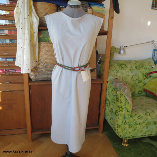 Bias Cut Kleid japanischer Kimono Tsumugi Seiden Crepe, hellgrau