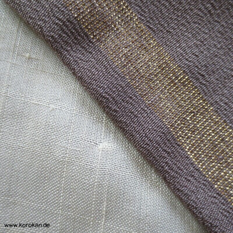 Blüten und goldene Streifen antiker Seidencrepe Komon Kimono