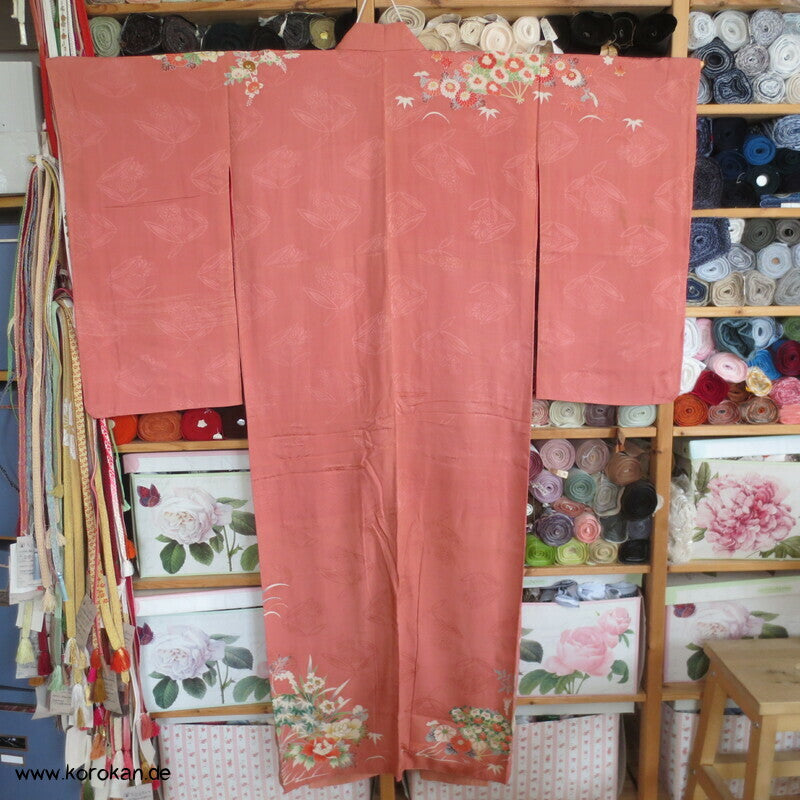 antiker Seidendamast Homongi Kimono mit klassischen Blumen Motiven
